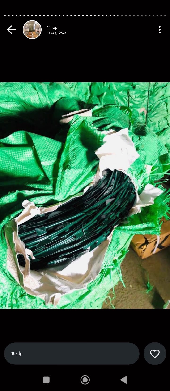 Razor wire roll